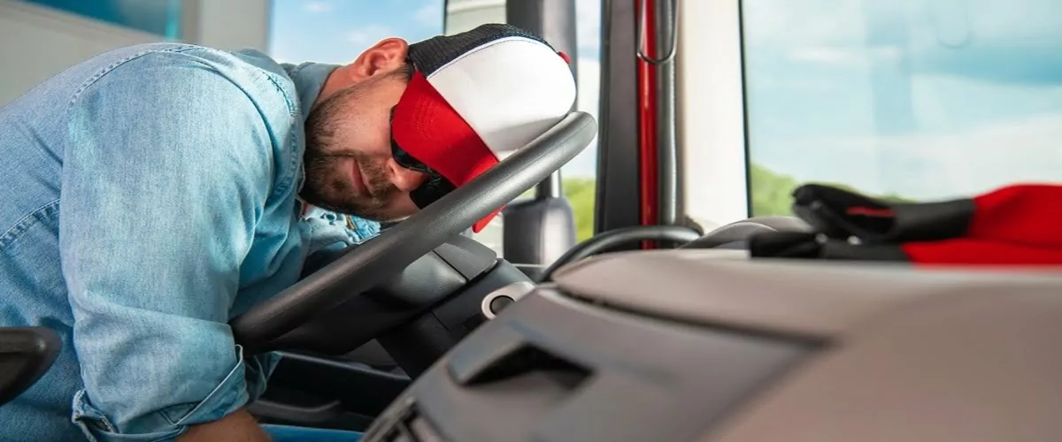 Kamyon ve Tır Şoförleri için Uyku Tavsiyeleri